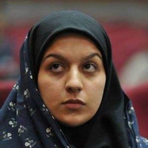 Reyhaneh Jabbari (impiccata, nel carcere di Teheran, per aver ucciso l’uomo che voleva stuprarla - 2014) - 19.3 Kb